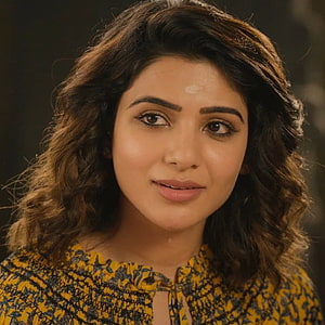 Samantha Ruth Prabhu Portrait in Yellow Floral Top with Wavy Hair HD wallpaper