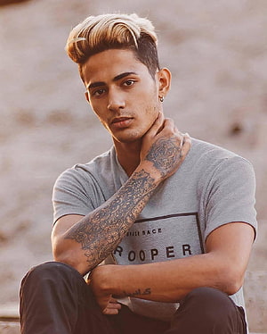 Portrait of a handsome young man with blonde hair and tattoos, Legend Never Die Danish Zehen Best Ever and best, danish jain HD phone wallpaper