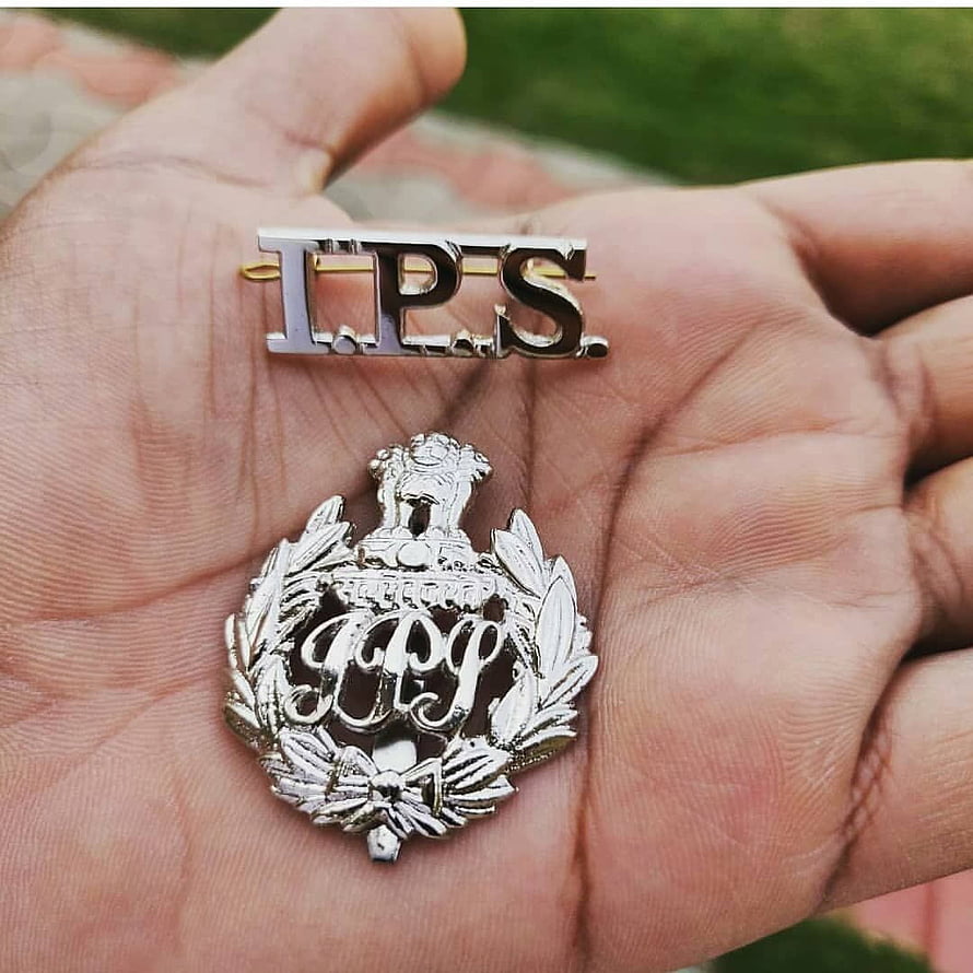 Indian Police Service Crest and IPS Lettering Badge Displayed in Open Palm HD phone wallpaper