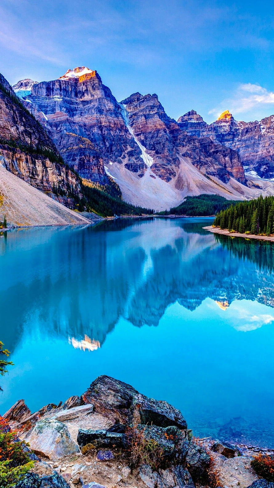 Maligne Lake Reflections of the Canadian Rockies with Snow-Capped Peaks and Turquoise Waters HD phone wallpaper