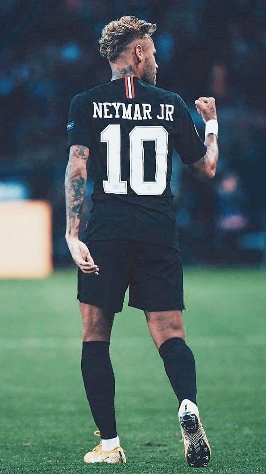 Neymar Jr in PSG Black Away Kit Number 10 on the Pitch HD phone wallpaper