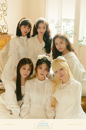 IVE 2022 Welcome Package Concept Photo in Soft White Vintage Dresses HD phone wallpaper