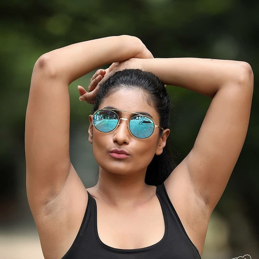 Woman in Black Tank Top and Sunglasses with Hands Behind Head, Indians girls desi hairy ARMPITS and Underarms, indian women armpit HD phone wallpaper