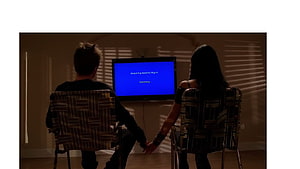 Breaking Bad: Jesse Pinkman and Jane Margolis Watching TV in a Dim Room, breaking bad jesse pinkman & jane margolis, jesse and jane HD wallpaper