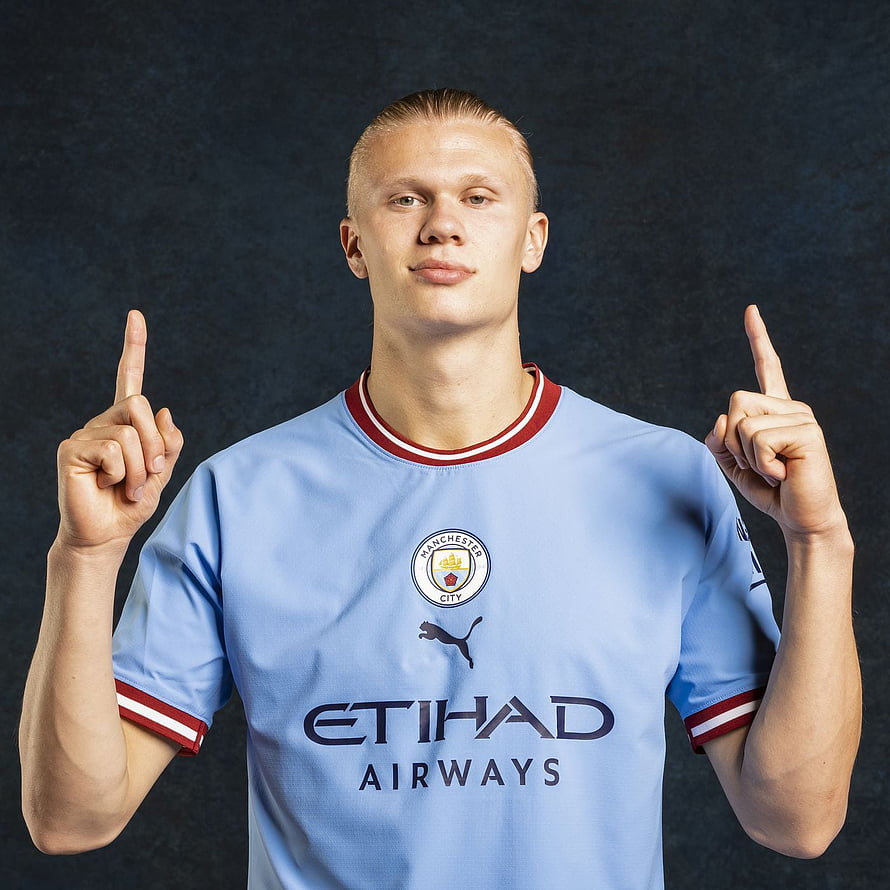 Erling Haaland Manchester City Portrait Wearing Light Blue Home Kit, With Erling Haaland, Manchester City Get EVERYTHING They Want, haaland man city HD phone wallpaper