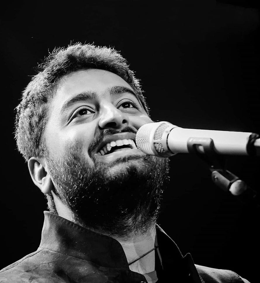 Arijit Singh Live Performance Black and White Portrait HD phone wallpaper