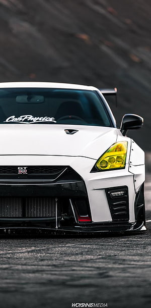 White Nissan GT-R R35 Front End with Yellow Headlights and Widebody Kit HD phone wallpaper