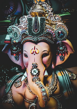 Ganesha Hindu God Elephant Head Ornate Jewelry Crown Portrait HD phone wallpaper