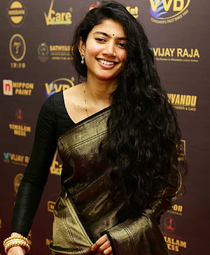 Sai Pallavi in a Black and Gold Silk Saree at a Brand Event HD phone wallpaper