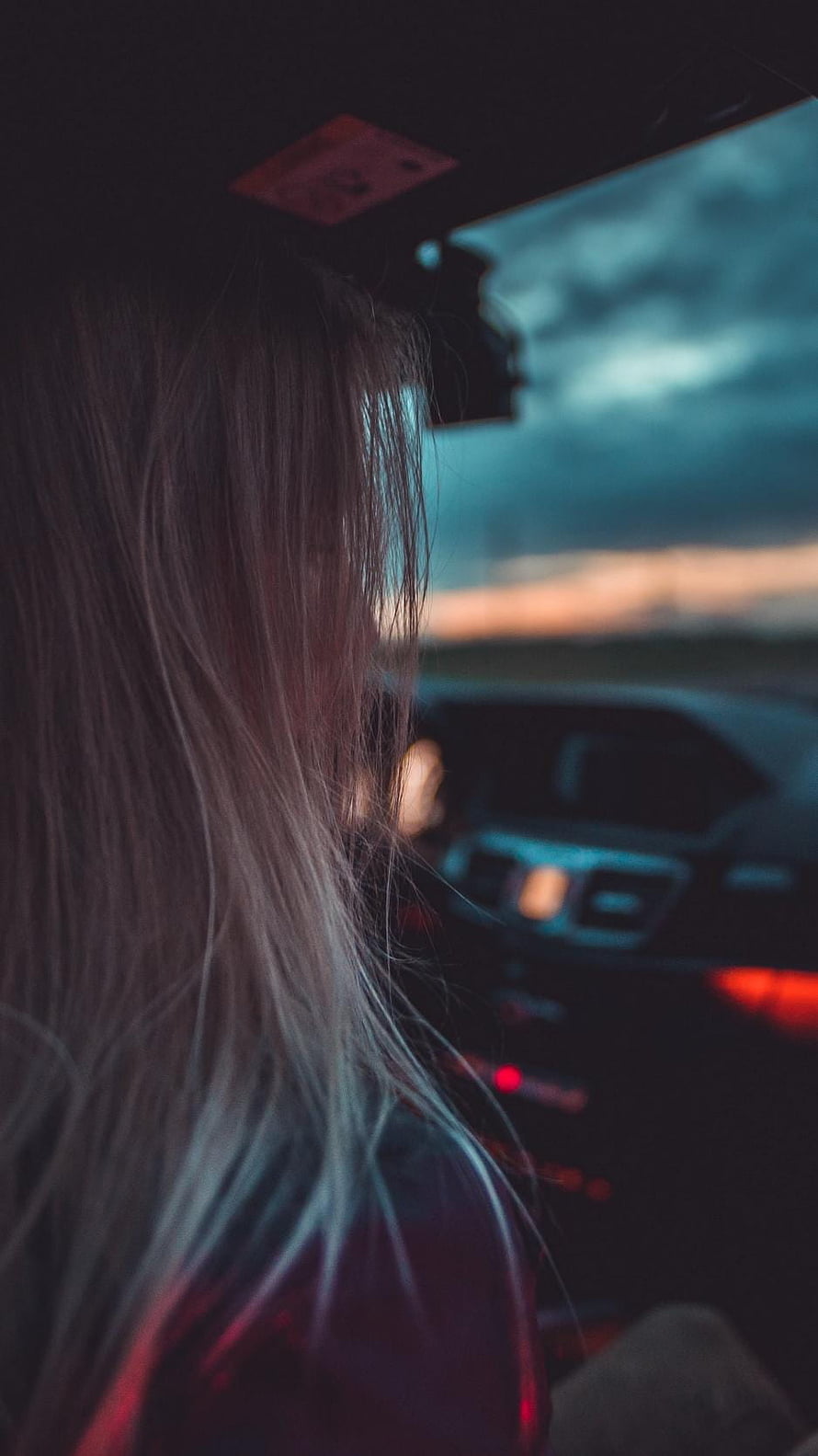 Girl With Long Hair Looking Out Car Window At Sunset HD phone wallpaper