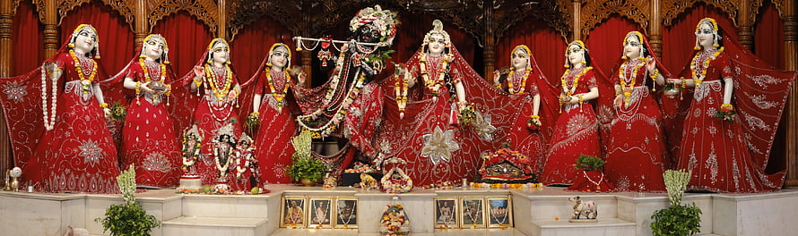 Sri Mayapur Chandrodoya Mandir Temple Deities in Red Wedding Attire HD wallpaper