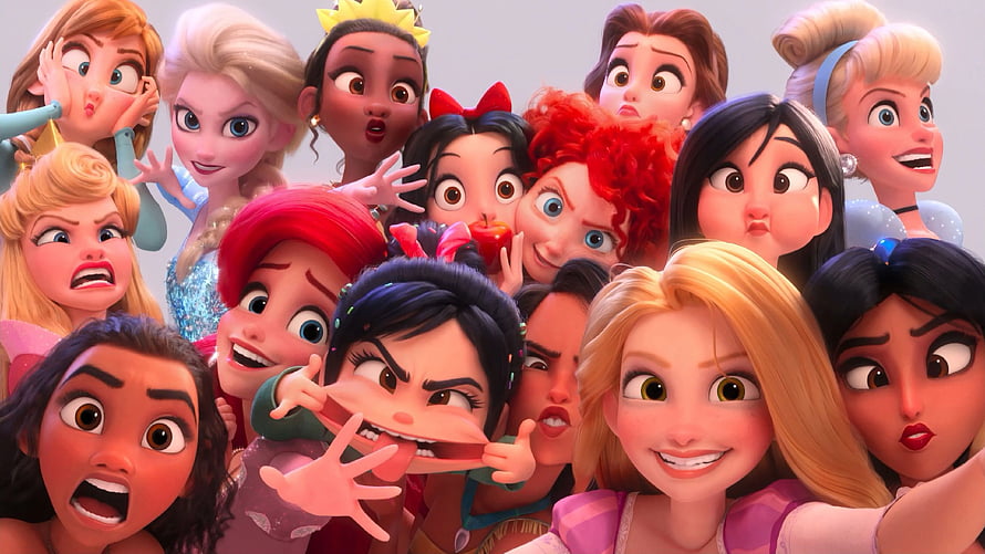 Disney Princesses Group Selfie With Funny Faces And Expressions HD wallpaper