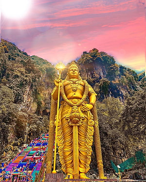 Golden Murugan Statue at Batu Caves Temple in Kuala Lumpur, Malaysia HD phone wallpaper