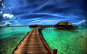 Tropical Overwater Bungalows on Wooden Pier in Turquoise Lagoon HD wallpaper
