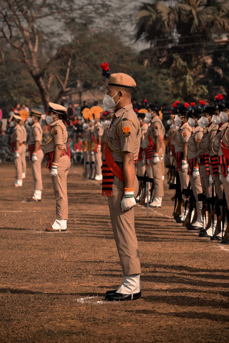 Indian Police Force Officers Standing in Formation During Republic Day Parade HD phone wallpaper
