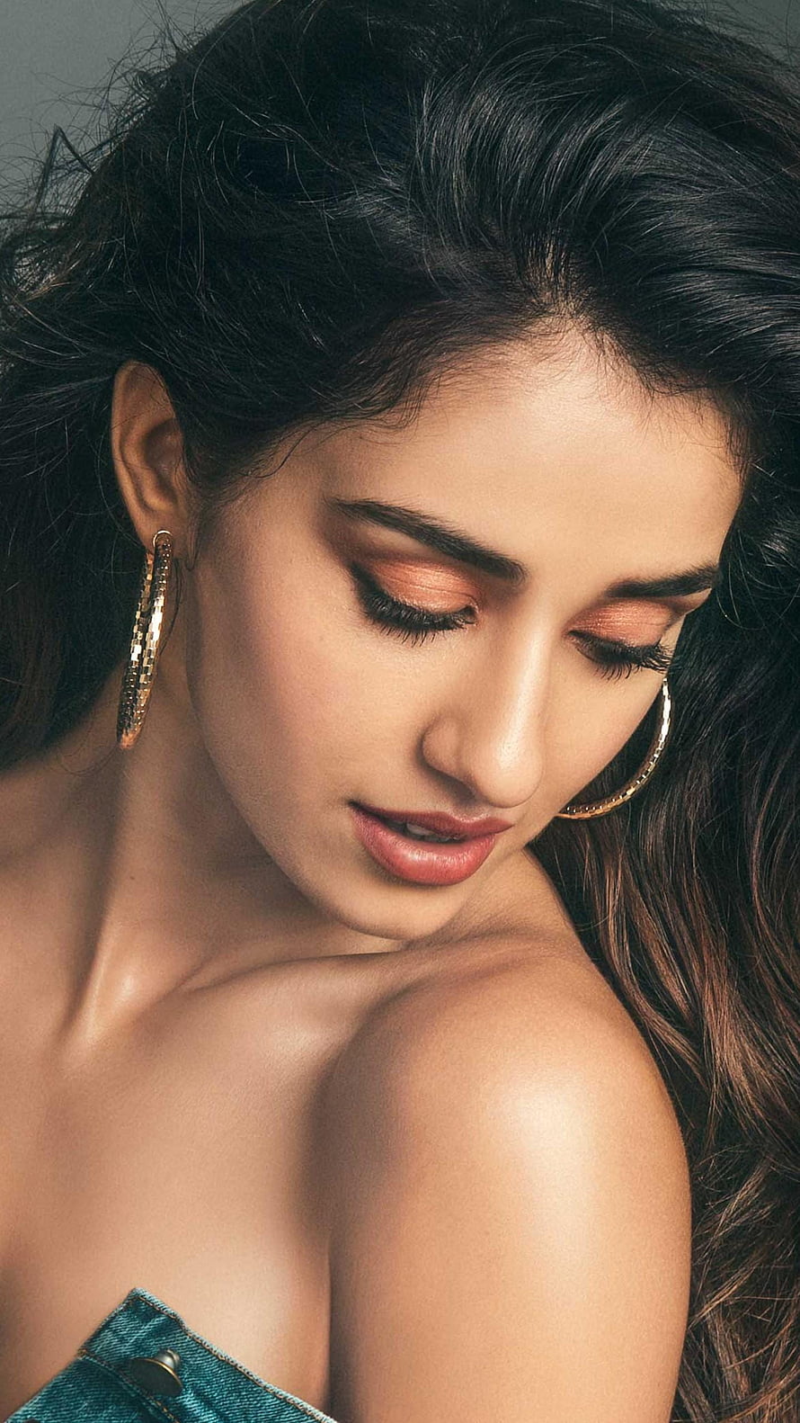 Disha Patani Close-Up Portrait With Gold Hoop Earrings and Warm Makeup HD phone wallpaper