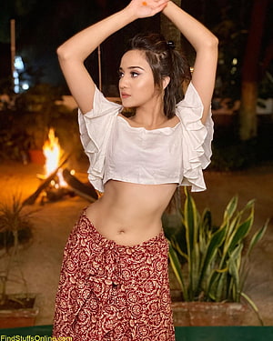 Ashi Singh in White Ruffled Crop Top and Red Patterned Skirt by Campfire HD phone wallpaper