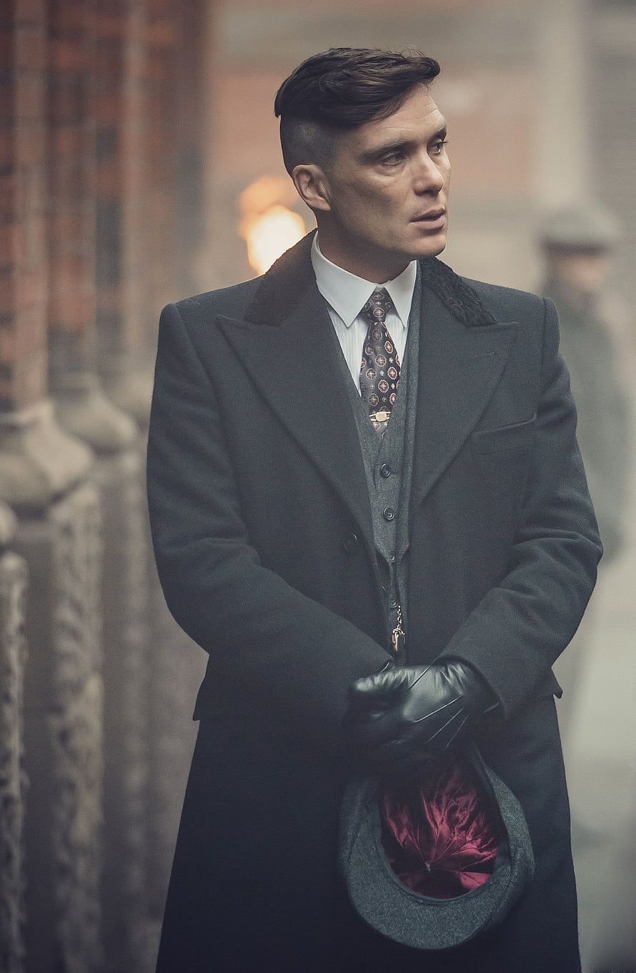 Cillian Murphy as Tommy Shelby in Peaky Blinders Wearing a Dark Overcoat and Fedora HD phone wallpaper